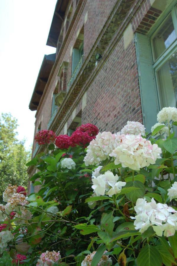 Le Manoir Du Menillet Bed & Breakfast Bornel Exterior foto
